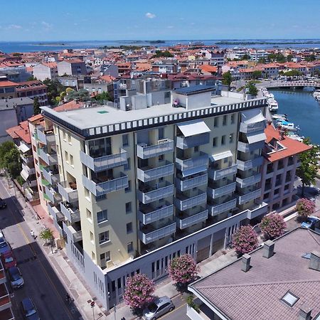 Residence Hotel Hungaria Grado Exteriör bild