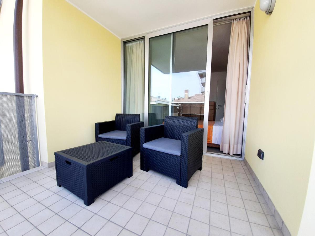 Residence Hotel Hungaria Grado Exteriör bild